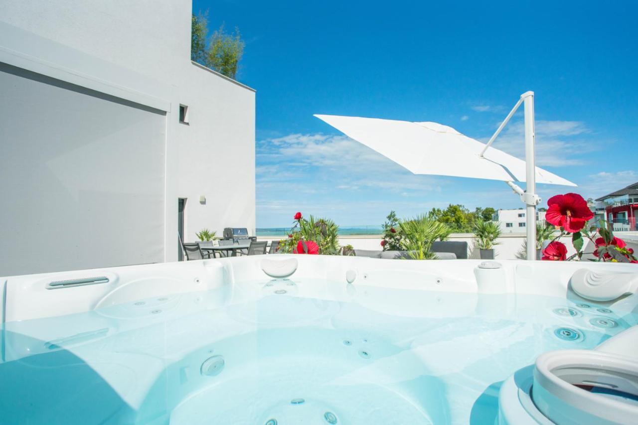Sunset Resort - Lakeside Boutique Apartments Fonyód Rom bilde