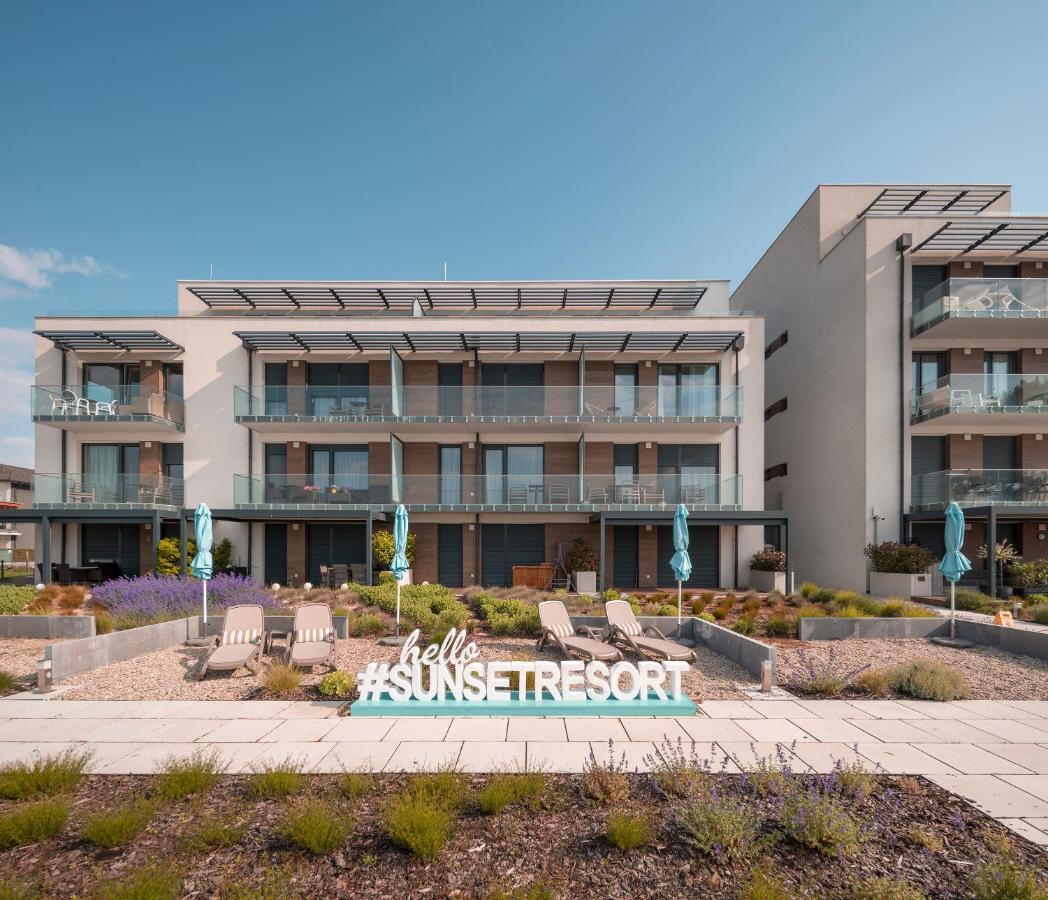 Sunset Resort - Lakeside Boutique Apartments Fonyód Eksteriør bilde